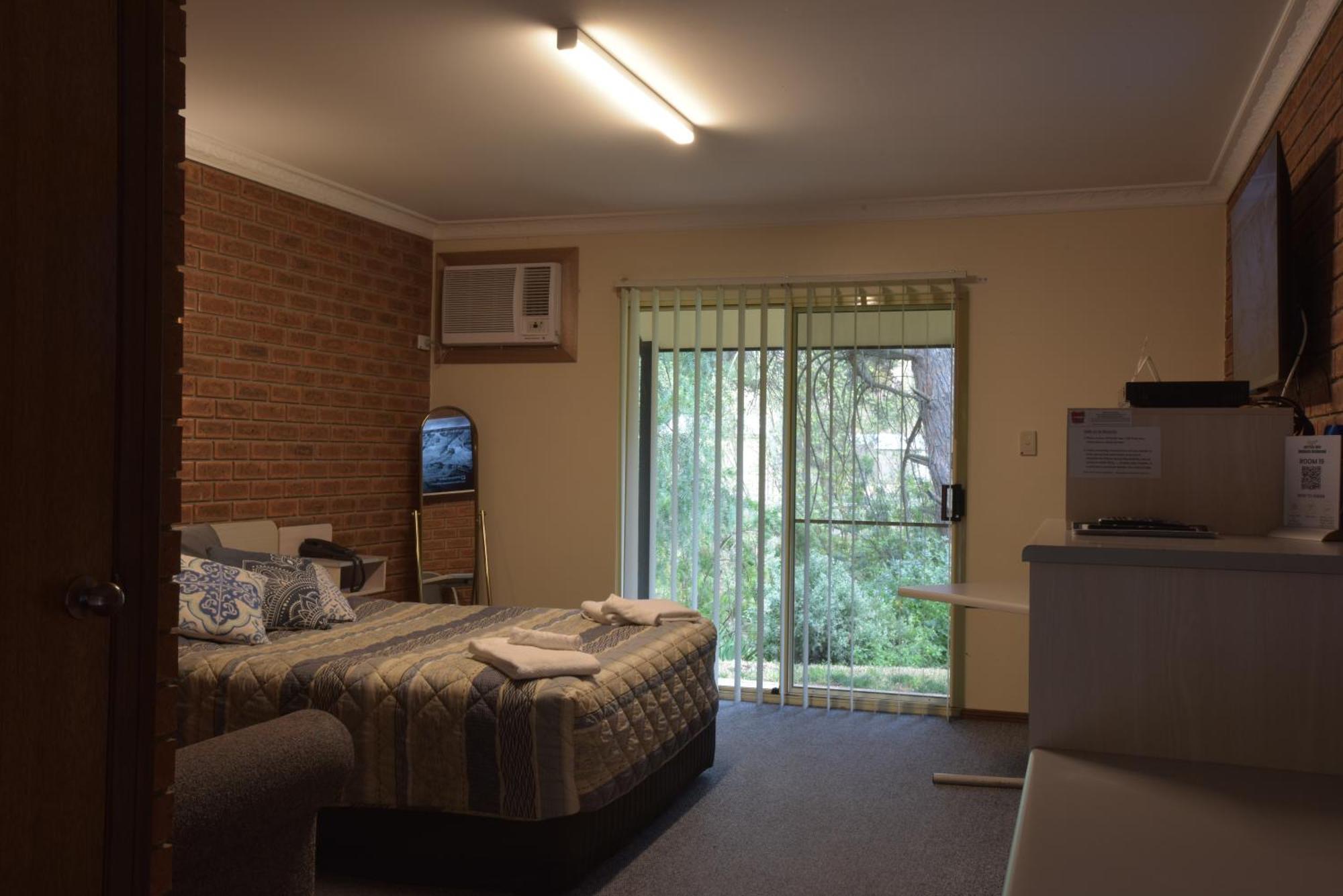 Burra Motor Inn Luaran gambar